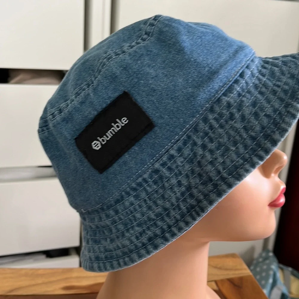 bumble hat - Picture 1 of 5